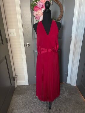 Red Pleated Flowy Midi Cocktail Dress Size 12